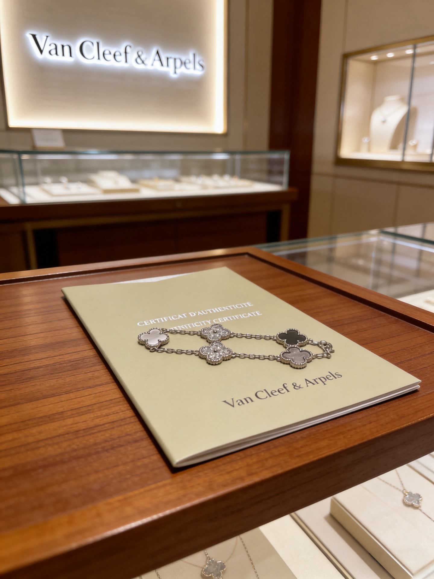 Van Cleef & Arpels Alhambra Bracelet